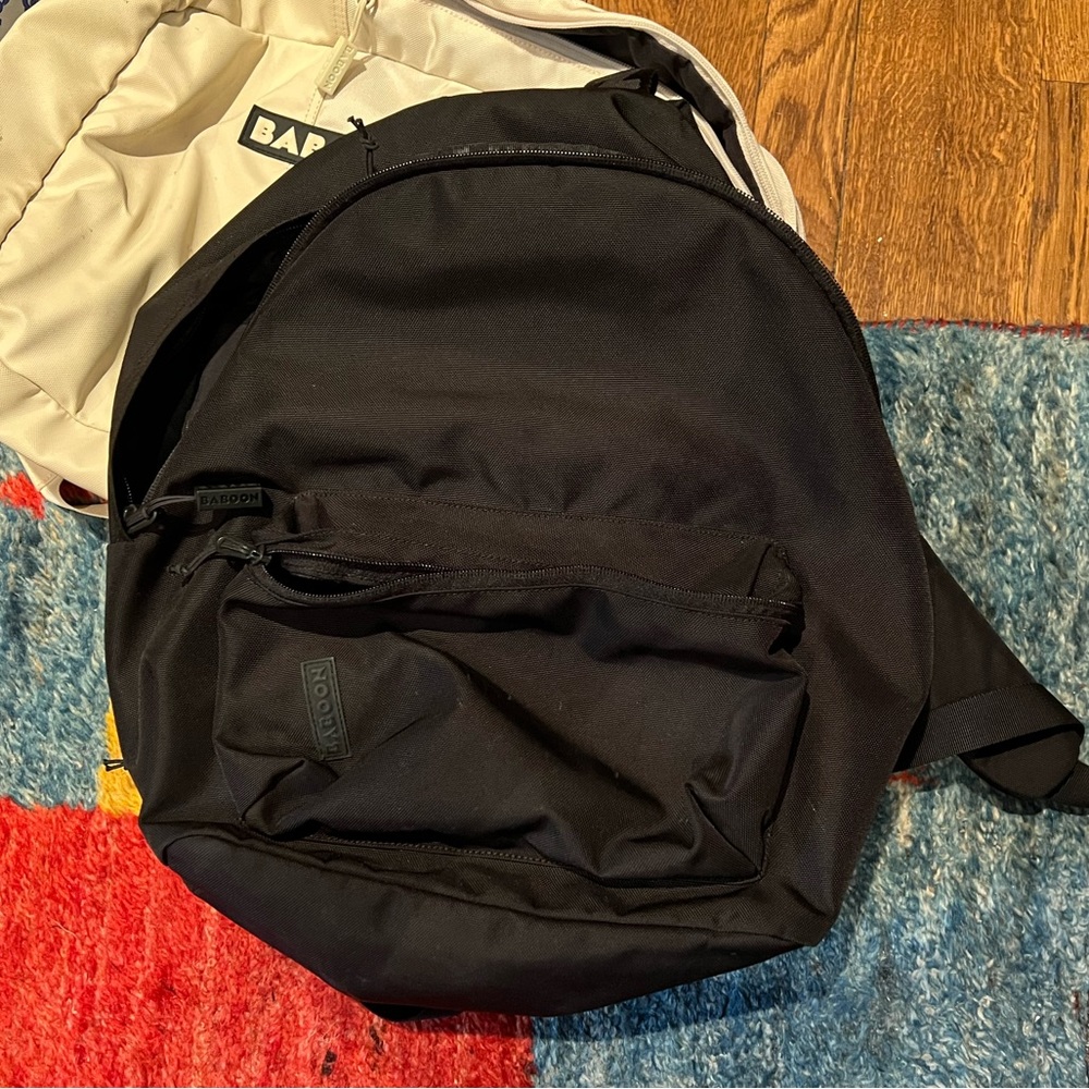 Baboon to the Moon backpack 22L